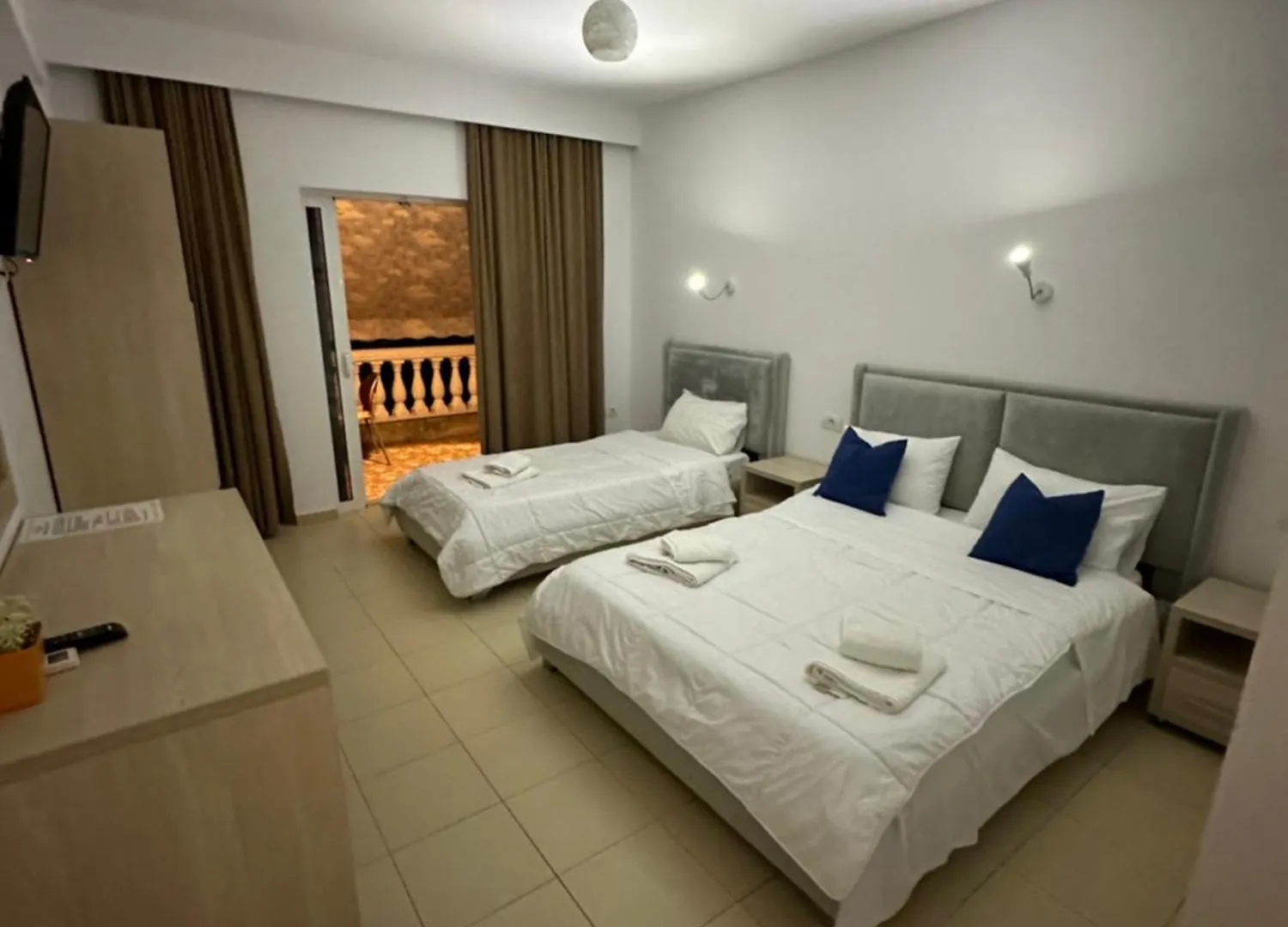 Villa Gjika Qëparo 3*,